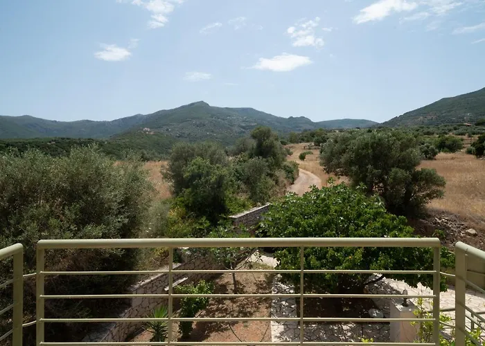 Luisa Exclusive Residences * Монемвазия